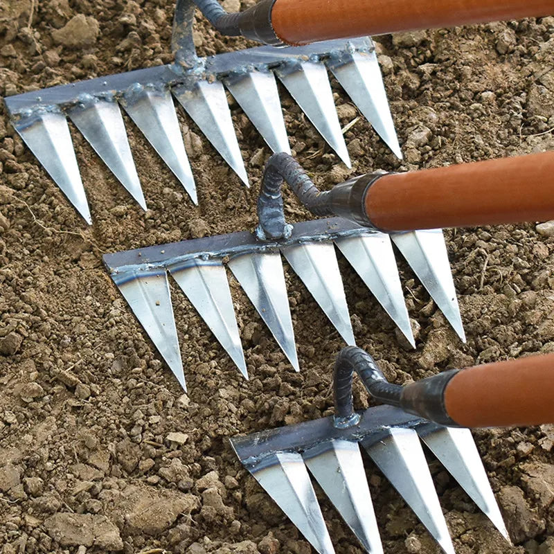 Gardaly – Reinforced Gardening Rake with Carbon Steel Teeth - IronClaw™