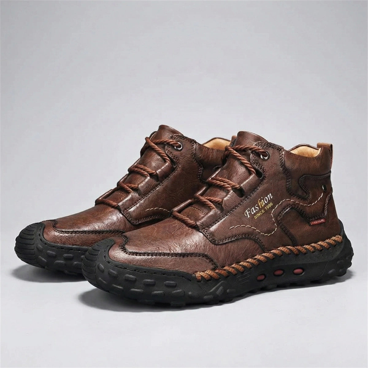 Men’s Ridgewalk Leather Ankle Boots – Outdoor Grip with Everyday Comfort