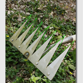 Gardaly – Reinforced Gardening Rake with Carbon Steel Teeth - IronClaw™